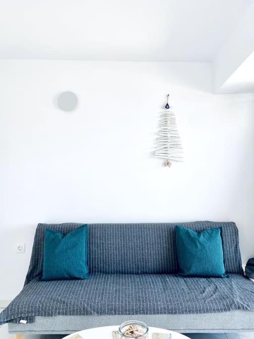 Hh Bay Apartment Logaras Exterior photo